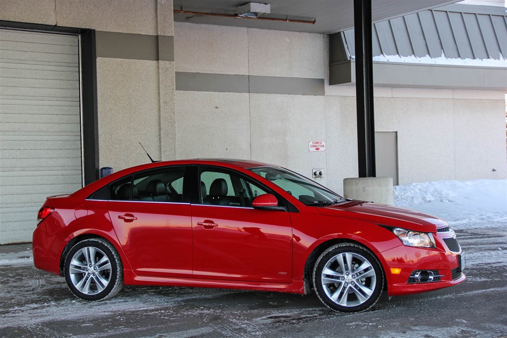 Chevrolet Cruze Red