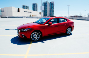 2014 Mazda3 GT front 1/4