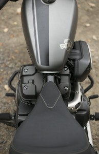 2014 Yamaha Bolt R-Spec seat/tank
