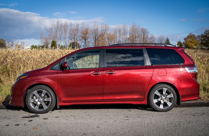 2015 Toyota Sienna SE 
