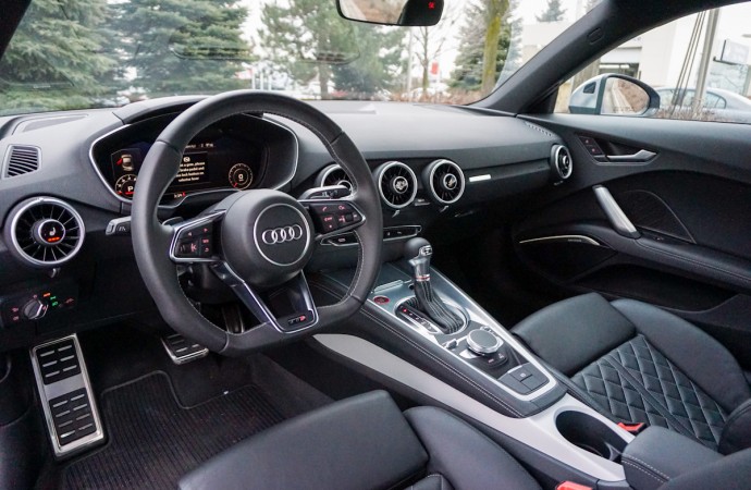 2016 Audi TT-S