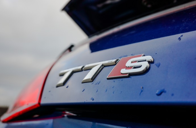 2016 Audi TT-S
