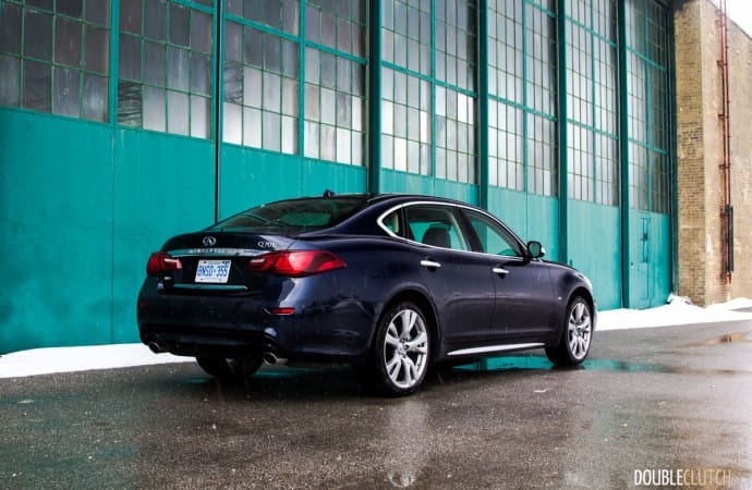 2016 Infiniti Q70L AWD Car Review