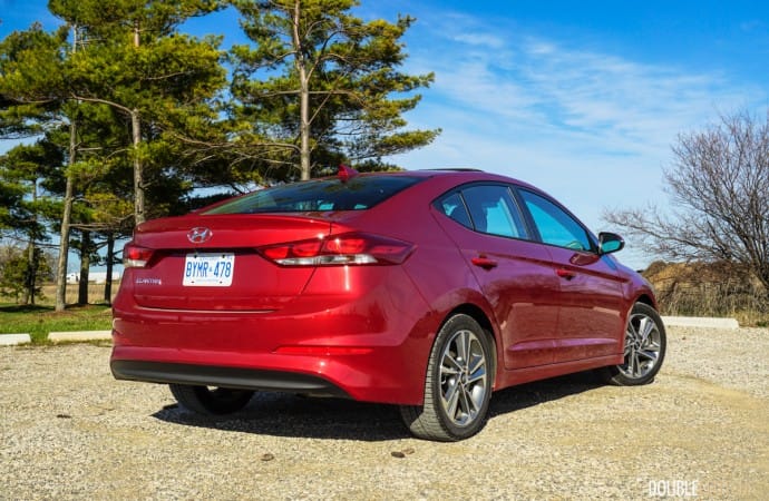 2017 Hyundai Elantra GLS car review