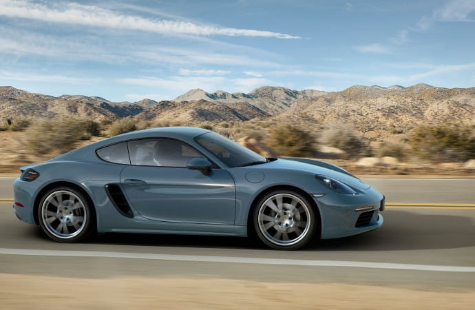 high_718_cayman_2016_porsche_ag
