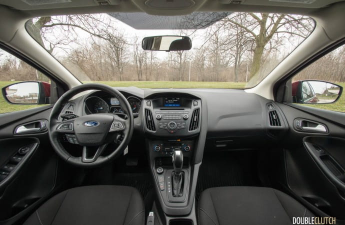 2016 Ford Focus EcoBoost SE car review 