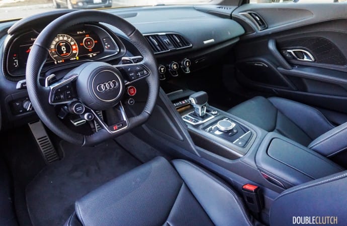 2017 Audi R8 V10 Plus review