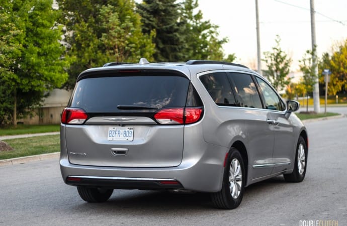 2017 Chrysler Pacifica Touring L review