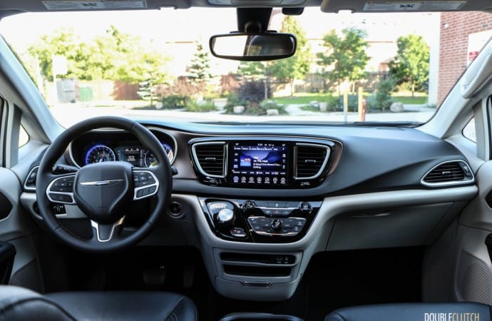 2017 Chrysler Pacifica Touring L review