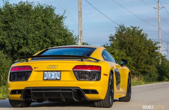 2017 Audi R8 V10 Plus review