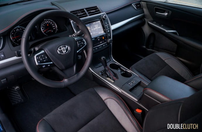 2017 Toyota Camry XSE V6 review