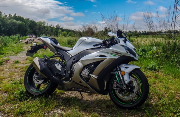 2017 Kawasaki ZX-10R review