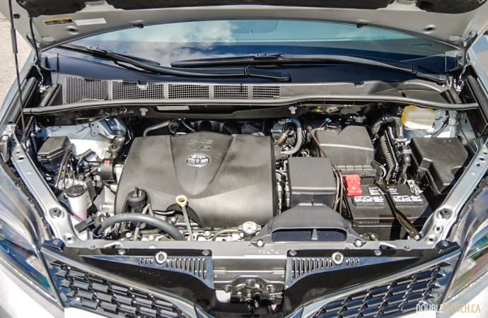 2019 Toyota Sienna SE AWD review