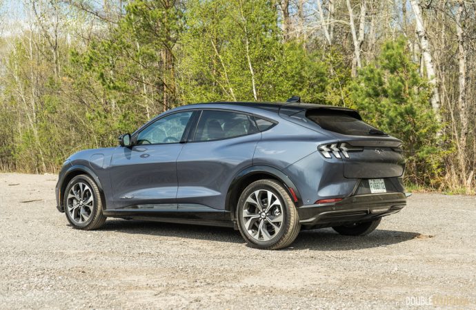 2021 Ford Mustang Mach-E Premium - DoubleClutch.ca