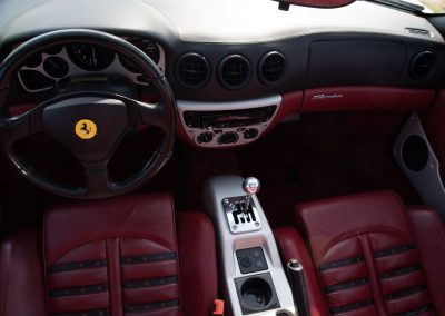 Ferrari 360 Modena interior