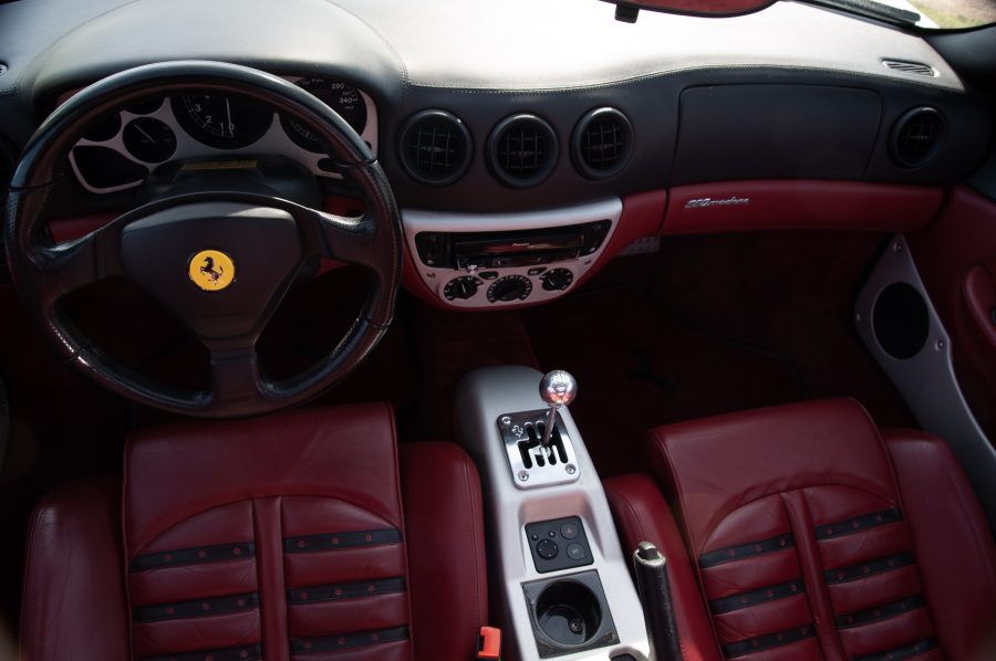 Ferrari 360 Modena interior