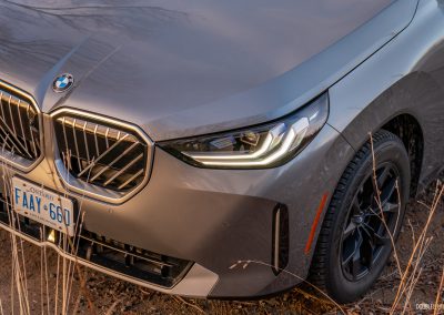 Front close up view of the 2025 BMW X3 30 front grille and headlight