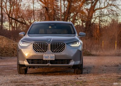 Front view of the 2025 BMW X3 30