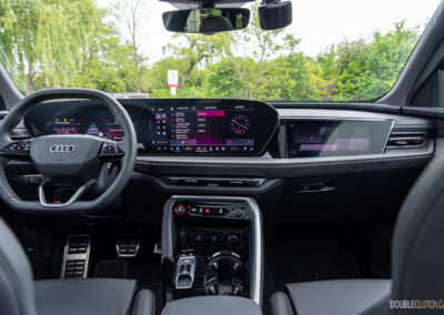 2025 Audi SQ5 interior view