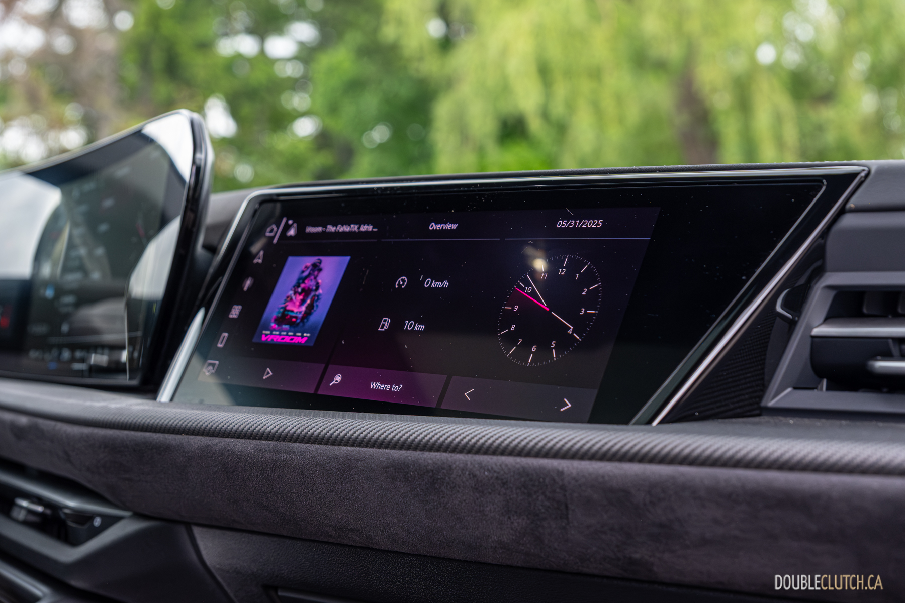 2025 Audi SQ5 passenger screen close-up