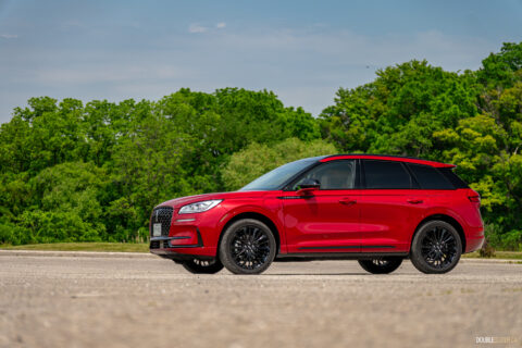 2025 Lincoln Corsair Grand Touring front quarter view
