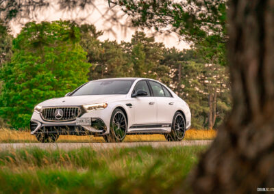 2025 Mercedes-AMG E 53 front quarter view