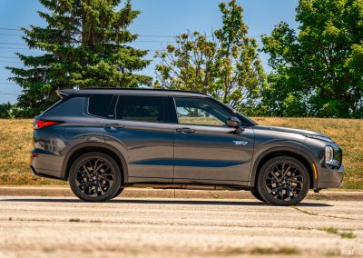 2025 Mitsubishi Outlander PHEV Noir