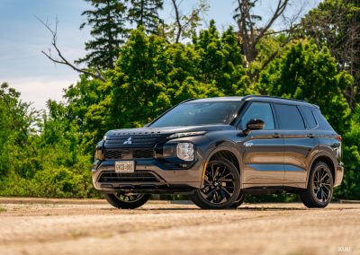 2025 Mitsubishi Outlander PHEV Noir