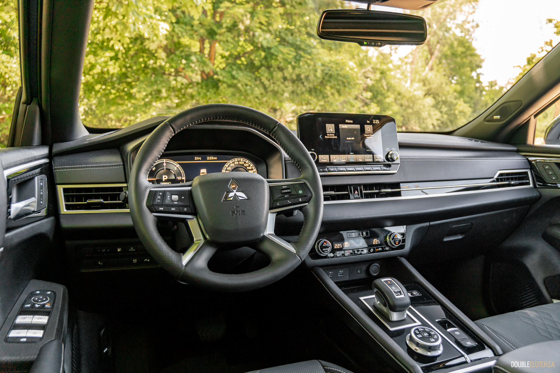 2025 Mitsubishi Outlander PHEV Noir