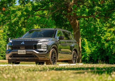 2025 Mitsubishi Outlander PHEV Noir