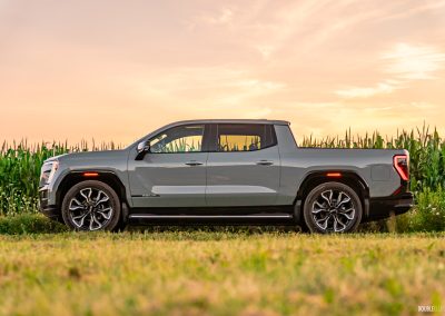 2025 GMC Sierra EV