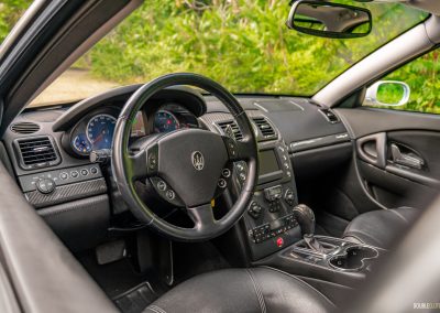 2008 Maserati Quattroporte black interior