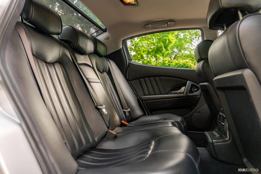2008 Maserati Quattroporte black interior back seat