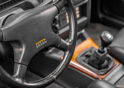 1990 Lotus Omega/Carlton