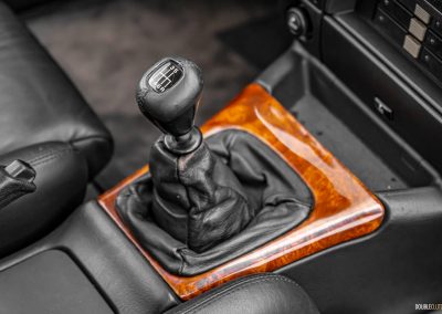 1990 Lotus Omega/Carlton