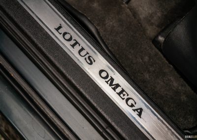 1990 Lotus Omega/Carlton