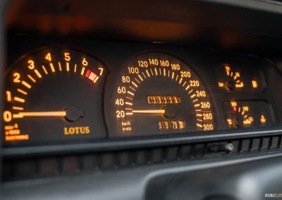 1990 Lotus Omega/Carlton