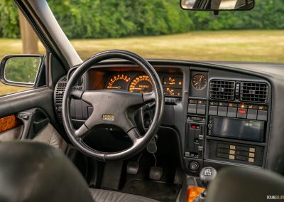 1990 Lotus Omega/Carlton