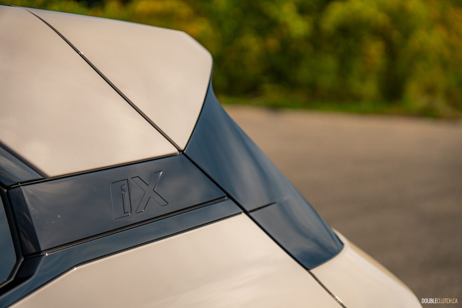 2026 BMW iX xDrive60