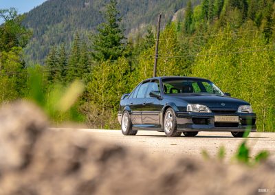 1990 Lotus Omega/Carlton
