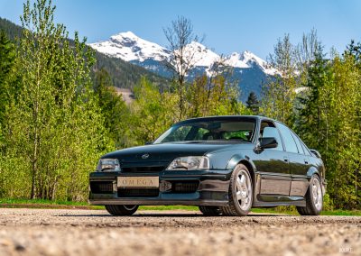 1990 Lotus Omega/Carlton