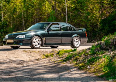 1990 Lotus Omega/Carlton