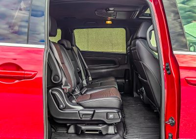 2025 Honda Odyssey Black Edition interior