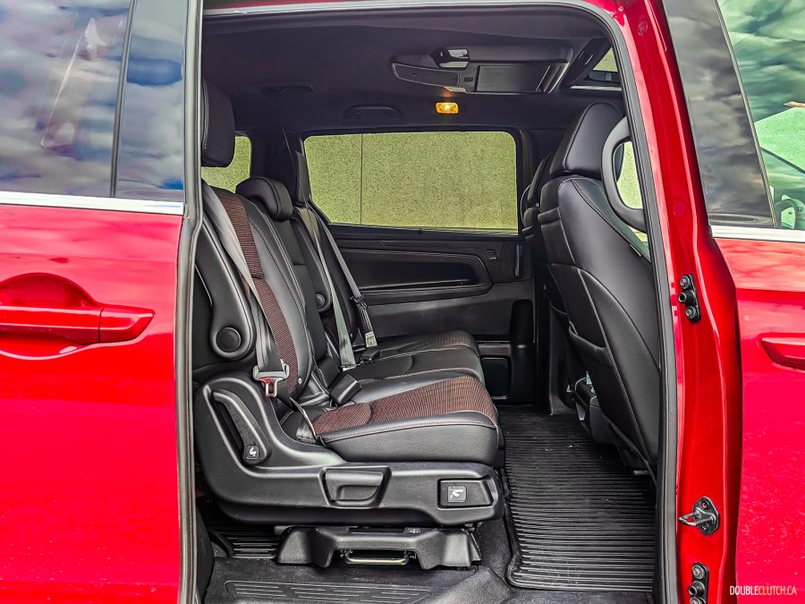 2025 Honda Odyssey Black Edition interior