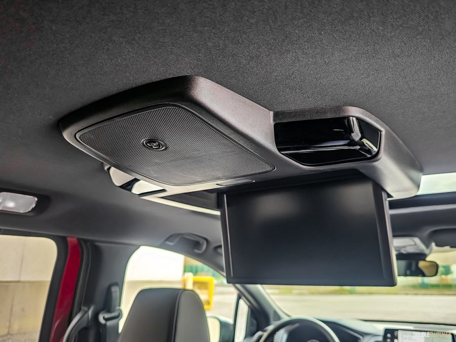 2025 Honda Odyssey Black Edition interior