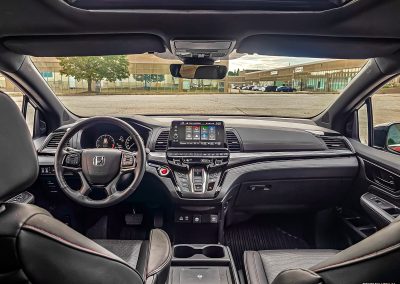 2025 Honda Odyssey Black Edition interior