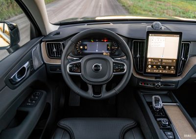 2026 Volvo XC60 interior