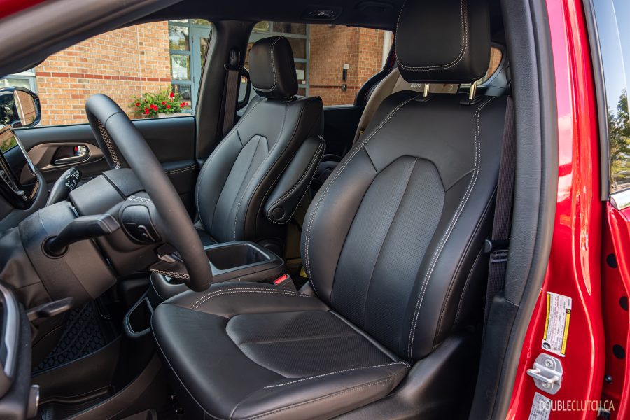 2025 Chrysler Grand Caravan