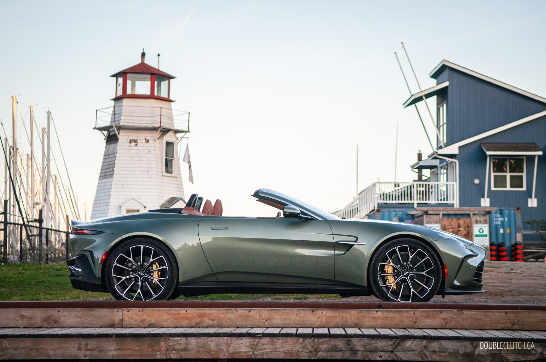 2025 Aston Martin Vantage Roadster