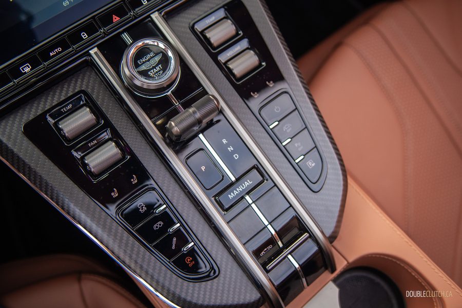 2025 Aston Martin Vantage Roadster